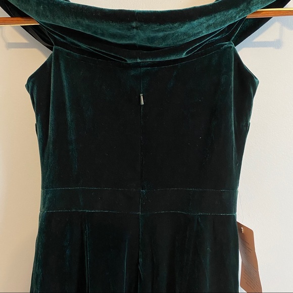 BHLDN Emerald Green Full Length Velvet Gown - Size 2 - Picture 5 of 12
